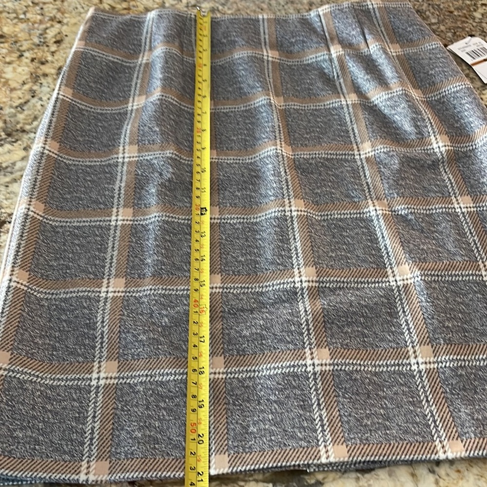 New! Amanda & Chelsea petite skirt - Picture 5 of 5